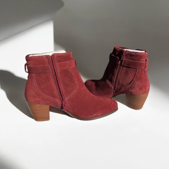 🌻NEW Diba Sleek Burgundy Suede Ankle Boots Sizes 7 - Picture 6 of 10